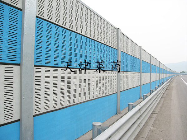 <a href=http://tools.sszanggu.cn/news_article?news_id=129>高速公路隔音</a>
